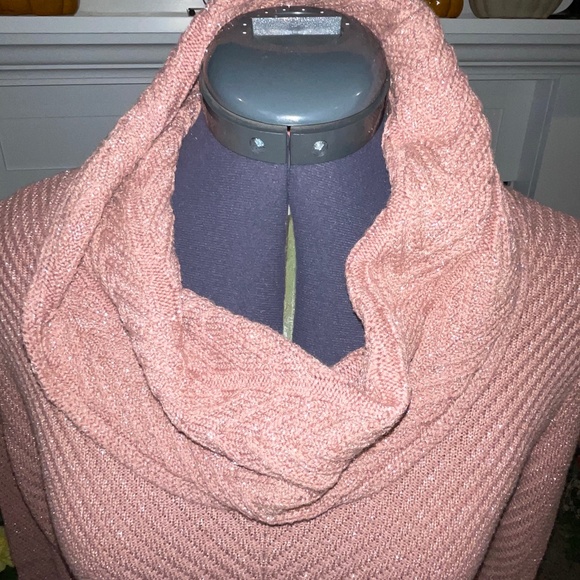 White House Black Market Sparkle Thread Cowl Neck Wool Blend Pink Sweater XS - Picture 6 of 7
